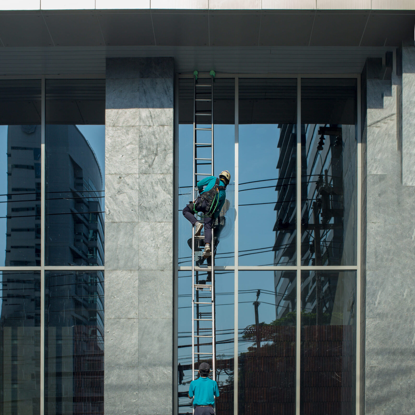 Professional Workers With Wash Tools Mirror Exterior Building Panels Professional Workers With Wash Tools Mirror Exterior Building Panels